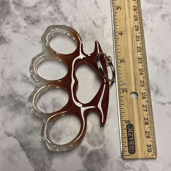Knuckles keychain - Picture 6 of 6